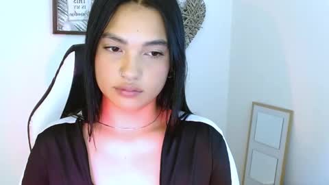 Snapshot of gaby_saikozz chatting on 09.13.25 My name is Gabriela.. nice to meet you thumbs up please its very important to me online show from 09.13.25