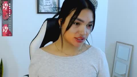 Snapshot of gaby_saikozz chatting on 09.19.25 My name is Gabriela.. nice to meet you thumbs up please its very important to me online show from 09.19.25
