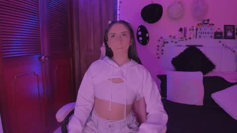 gabyye capprins online show from 10.03.25