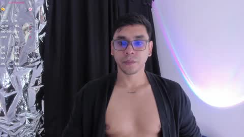 Snapshot of gadiel_edric chatting on 10.13.25 Gadiel online show from 10.13.25