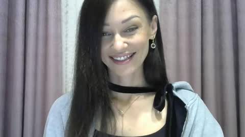 Snapshot of galaxy_33 chatting on 09.29.25 galaxy_33 online show from 09.29.25