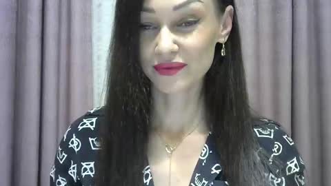 Snapshot of galaxy_33 chatting on 10.05.25 galaxy_33 online show from 10.05.25