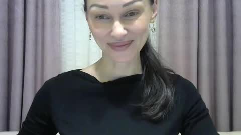 Snapshot of galaxy_33 chatting on 10.25.25 galaxy_33 online show from 10.25.25