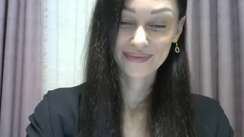 Snapshot of galaxy_33 chatting on 10.26.25 galaxy_33 online show from 10.26.25