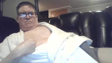 Snapshot of gameon1969 chatting on 01.20.25 gameon1969 online show from 01.20.25