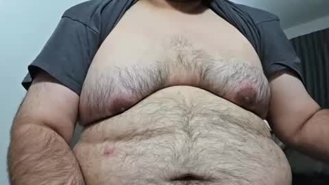 Snapshot of gamerchubby92z chatting on 10.26.25 gamerchubby92z online show from 10.26.25