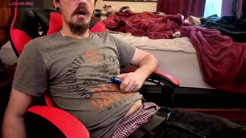 Snapshot of ganjaxbandit chatting on 10.03.25 ganjaxbandit online show from 10.03.25