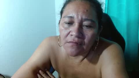 Snapshot of gatika_sexy chatting on 01.08.25 katia online show from 01.08.25