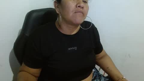 Snapshot of gatika_sexy chatting on 02.04.25 katia online show from 02.04.25