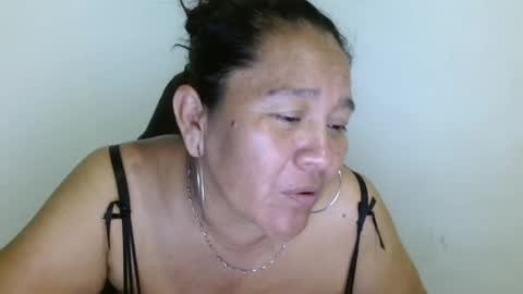 Snapshot of gatika_sexy chatting on 02.12.25 katia online show from 02.12.25