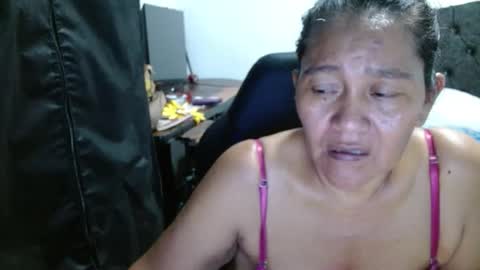 Snapshot of gatika_sexy chatting on 09.22.25 katia online show from 09.22.25