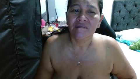 Snapshot of gatika_sexy chatting on 09.26.25 katia online show from 09.26.25