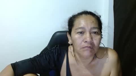 Snapshot of gatika_sexy chatting on 10.19.25 katia online show from 10.19.25