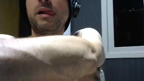 Snapshot of gauchors21 chatting on 02.21.25 gauchors21 online show from 02.21.25