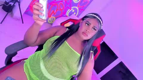 Snapshot of geanna_rose chatting on 01.18.25 geanna_rose online show from 01.18.25