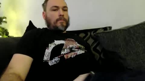 Snapshot of geddes4 chatting on 12.13.24 SIR online show from 12.13.24