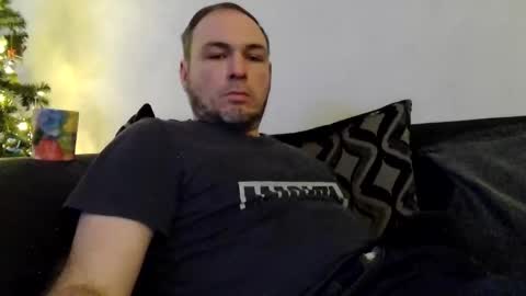 Snapshot of geddes4 chatting on 12.18.24 SIR online show from 12.18.24