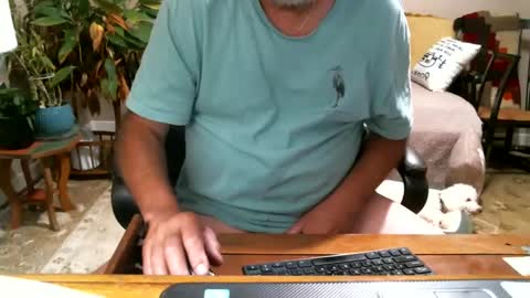 Snapshot of geminiguy1954 chatting on 09.19.25 geminiguy1954 online show from 09.19.25