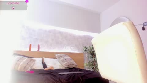 Snapshot of geminis_muentes chatting on 01.06.25 geminis muentes online show from 01.06.25