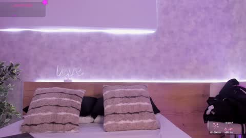 Snapshot of geminis_muentes chatting on 01.12.25 geminis muentes online show from 01.12.25