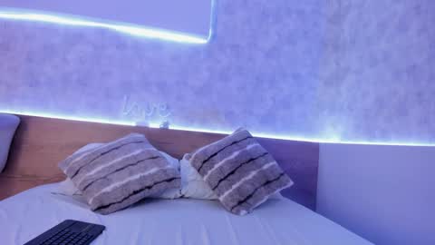 Snapshot of geminis_muentes chatting on 02.04.25 geminis muentes online show from 02.04.25