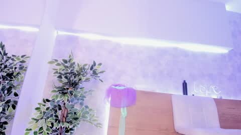 Snapshot of geminis_muentes chatting on 02.04.25 geminis muentes online show from 02.04.25