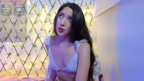 Snapshot of genet_ chatting on 10.11.25 genet_ online show from 10.11.25