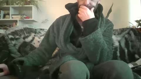 Snapshot of geon2xx chatting on 09.21.25 Geon online show from 09.21.25