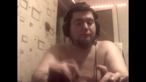 Snapshot of george84xxx chatting on 03.10.25 GeOOXXX online show from 03.10.25