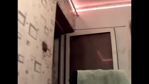 Snapshot of george84xxx chatting on 10.18.25 GeOOXXX online show from 10.18.25