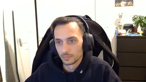 georgek0011 online show from 10.05.25