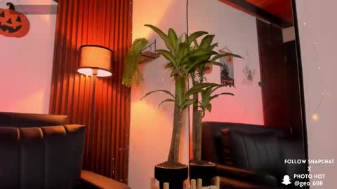 Georgina Caruso online show from 10.19.25