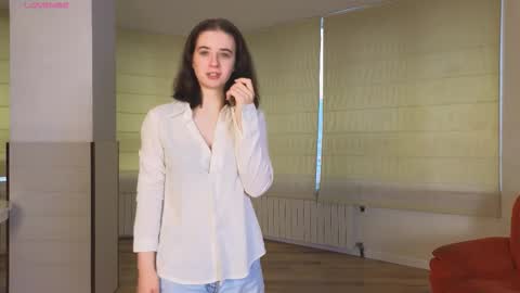 Snapshot of georginatrue chatting on 09.25.25 My name is Kelly online show from 09.25.25