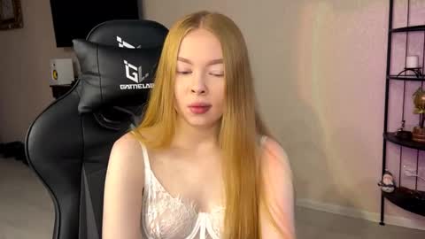 Amelia online show from 12.02.25