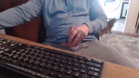 Snapshot of gethoggy chatting on 10.23.25 gethoggy online show from 10.23.25