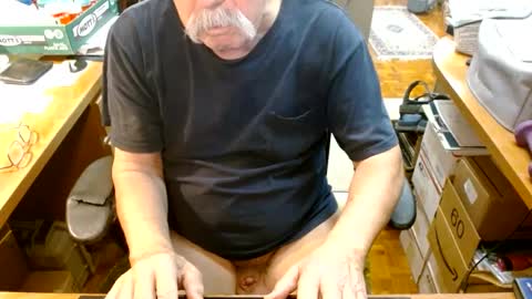 Snapshot of gfhdhr2 chatting on 03.04.25 gfhdhr2 online show from 03.04.25