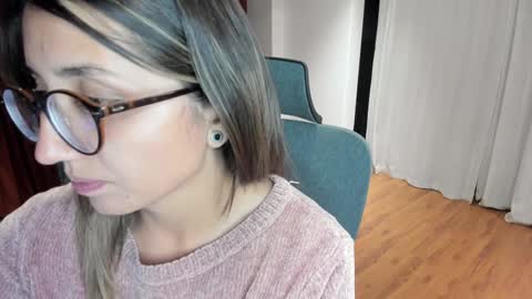 Snapshot of ghostcrimson chatting on 01.26.25 andy online show from 01.26.25