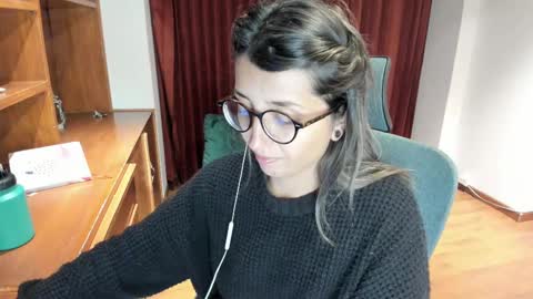 Snapshot of ghostcrimson chatting on 02.12.25 andy online show from 02.12.25