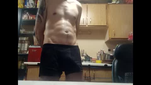 Snapshot of giantdick4u1991 chatting on 10.19.25 giantdick4u1991 online show from 10.19.25