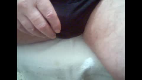 Snapshot of gifi1 chatting on 09.16.25 gifi1 online show from 09.16.25