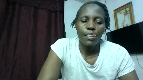 Snapshot of gift2030 chatting on 10.08.25 gift2030 online show from 10.08.25