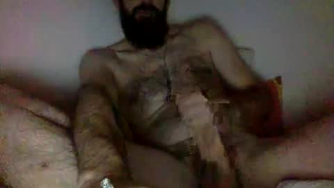 Snapshot of giggy81 chatting on 10.10.25 iggy online show from 10.10.25