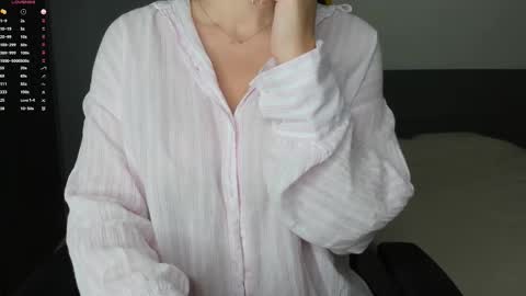 Snapshot of gigihadd chatting on 09.12.25 gigihadd online show from 09.12.25