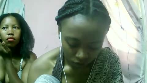Snapshot of ginette9794 chatting on 10.12.25 Ginette9794 online show from 10.12.25