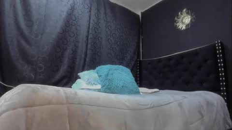 Miss online show from 12.22.24