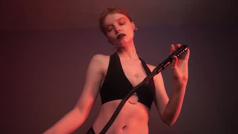        im expecting 350 thumbs up on my altar   online show from 02.22.25