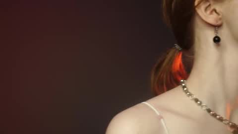        im expecting 350 thumbs up on my altar   online show from 02.25.25