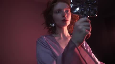        im expecting 350 thumbs up on my altar   online show from 10.07.25