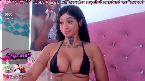 Snapshot of ginnabolton chatting on 12.11.24 Ginna Bolton online show from 12.11.24