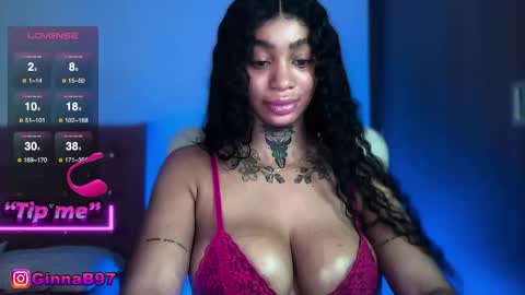 Snapshot of ginnabolton chatting on 10.03.25 Ginna Bolton online show from 10.03.25